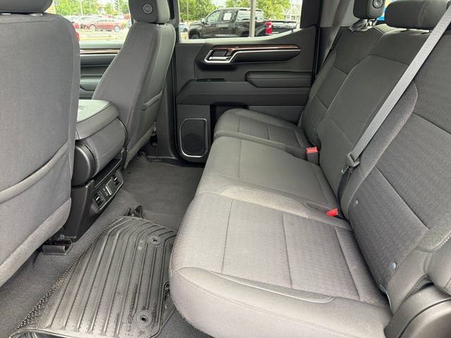 Used 2023 Chevrolet Silverado 1500 LT AWD/4WD image 20