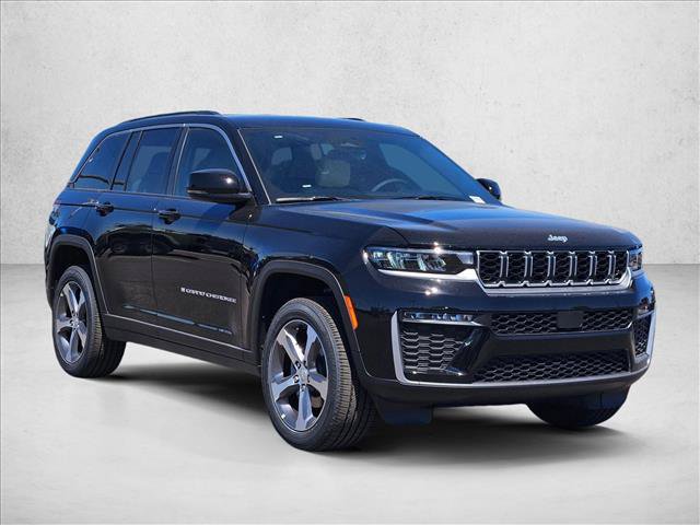 New 2026 Jeep Grand Cherokee Limited w/ Trailer Tow Package RWD image 7