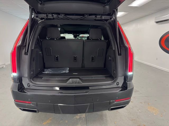 Used 2026 Cadillac Escalade Sport w/ Touring Package image 7