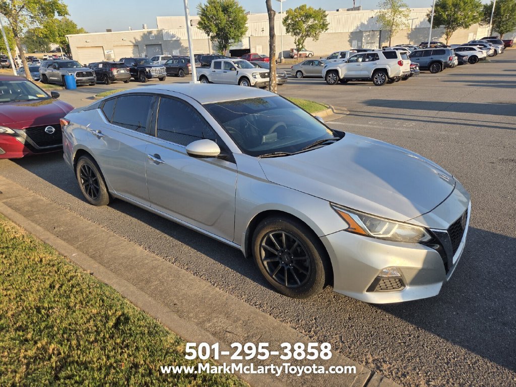 Used 2019 Nissan Altima 2.5 S FWD image 3
