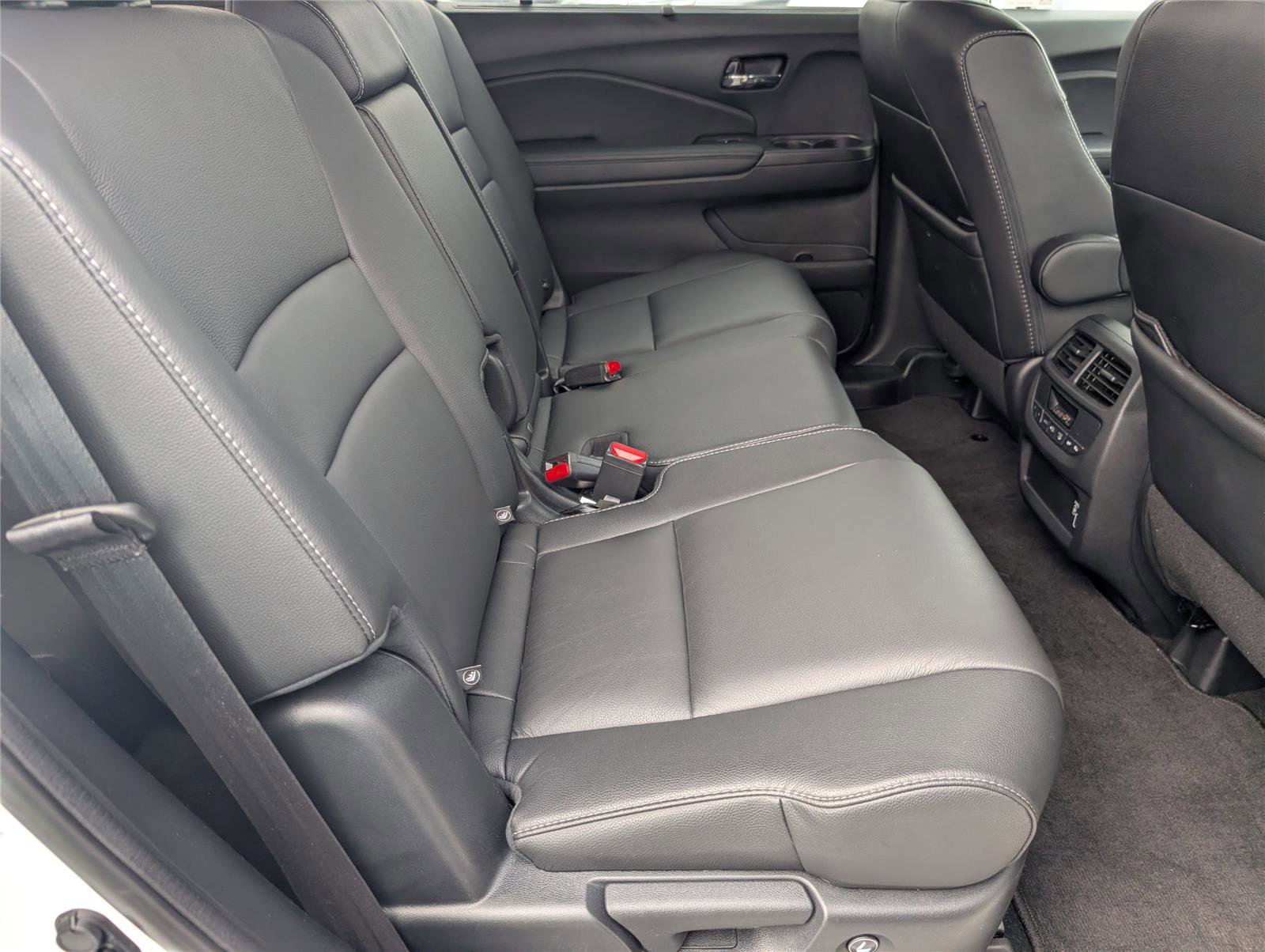 Used 2022 Honda Pilot Special Edition image 38