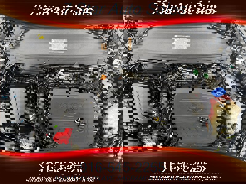 Used 2017 Ford Fusion SE w/ Fusion SE Technology Package image 20