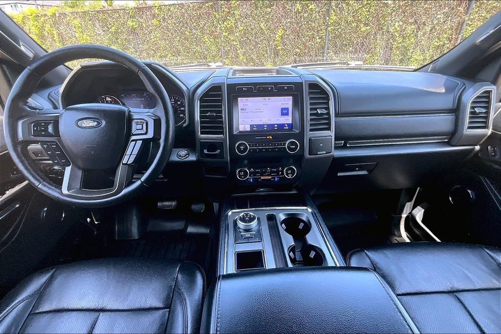 Used 2020 Ford Expedition XLT w/ Equipment Group 202A RWD image 20