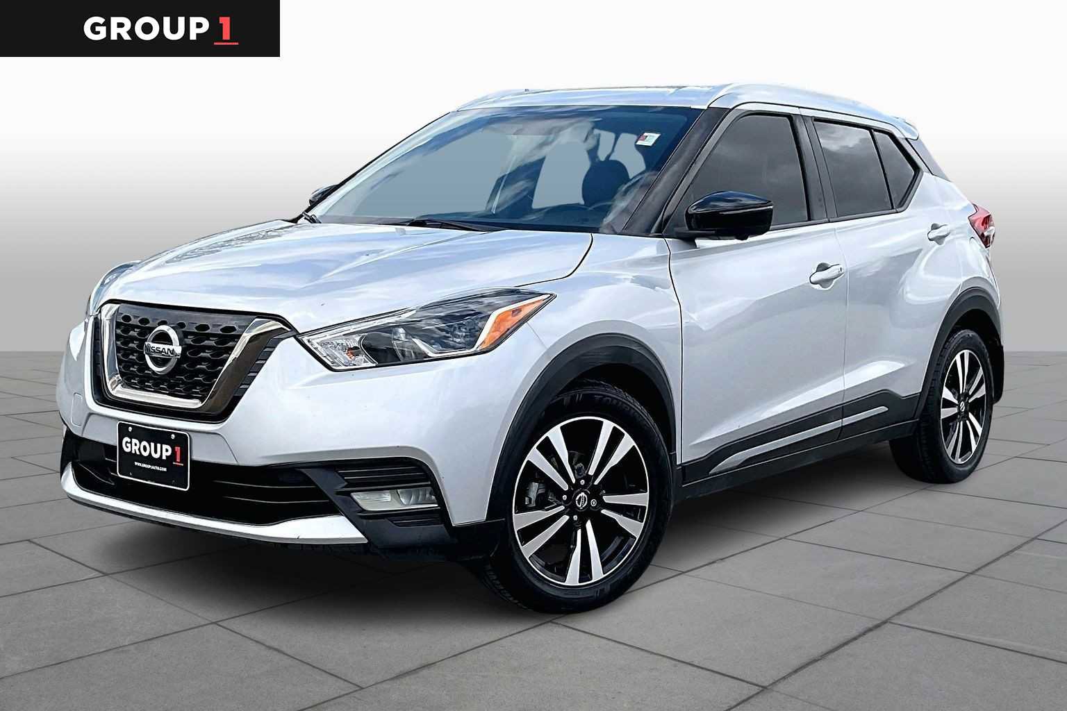 Used 2019 Nissan Kicks SR w/ SR Premium Package image 1