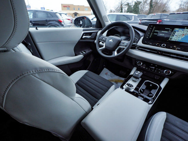 New 2026 Mitsubishi Outlander SE AWD/4WD image 40