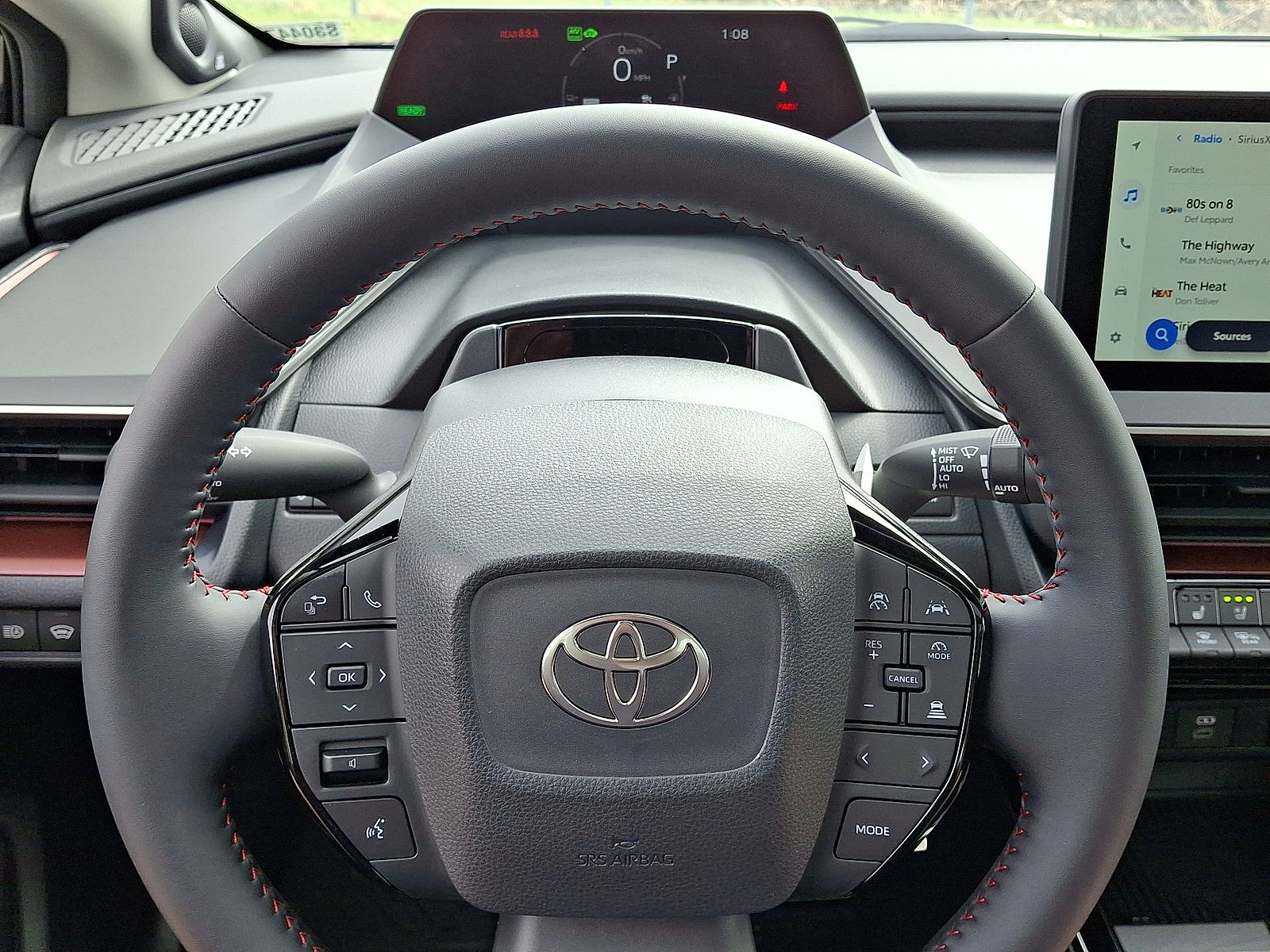 New 2025 Toyota Prius Plug-In Hybrid FWD image 17