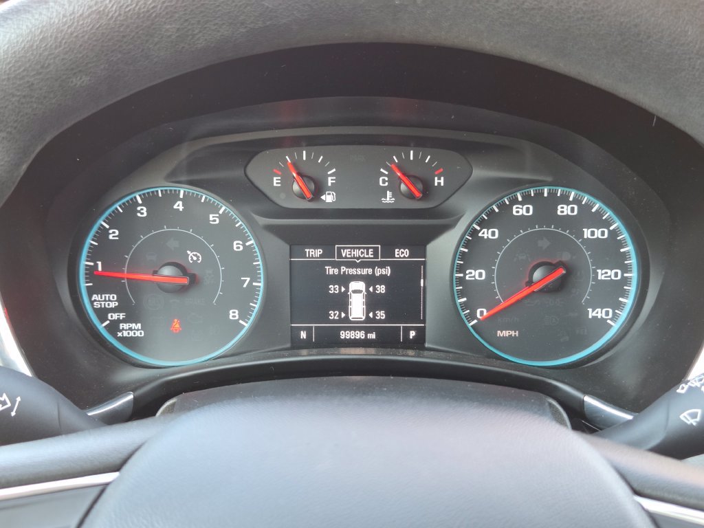 Used 2018 Chevrolet Equinox LS FWD image 28