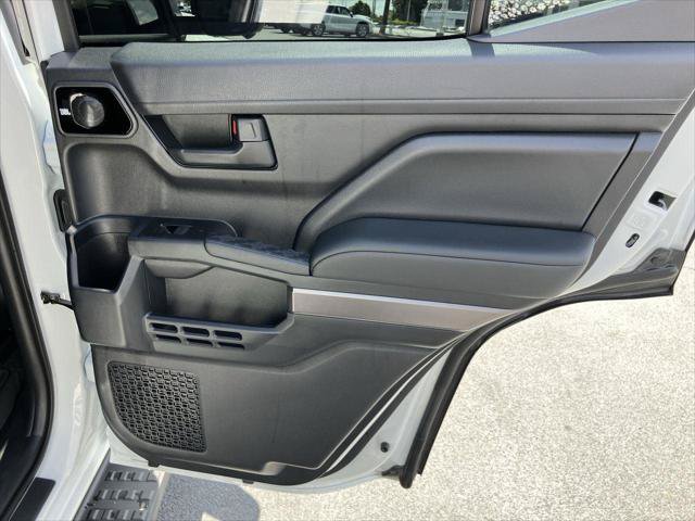 Certified 2026 Toyota 4Runner TRD Off-Road Premium AWD/4WD image 32
