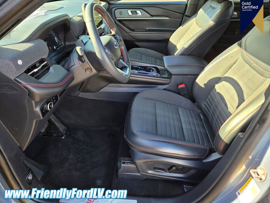 Certified 2025 Ford Explorer ST-Line w/ Premium Package image 8