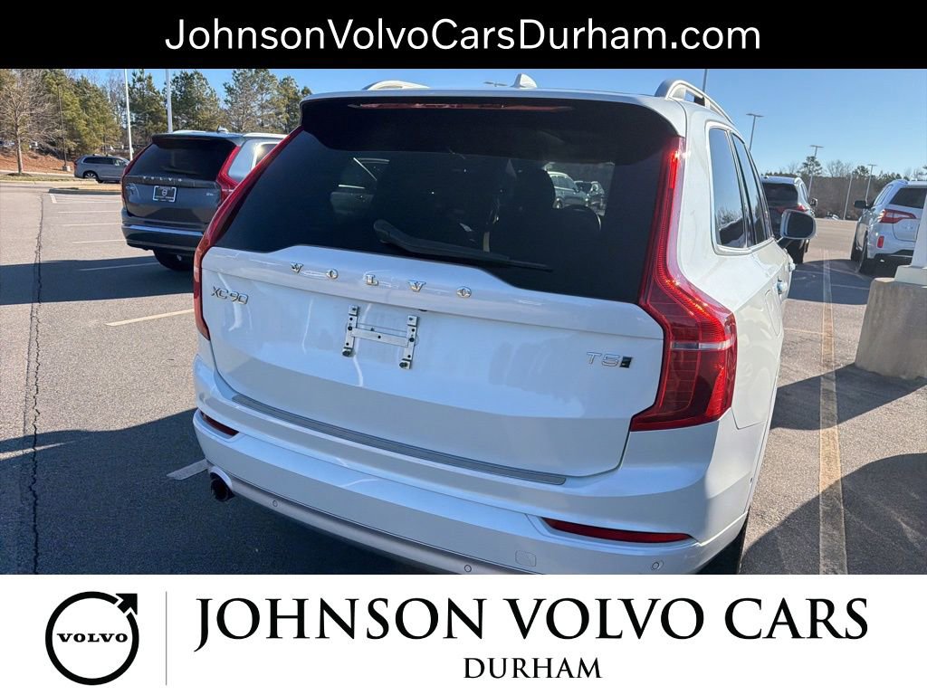 Used 2018 Volvo XC90 T5 Momentum w/ Convenience Package image 9