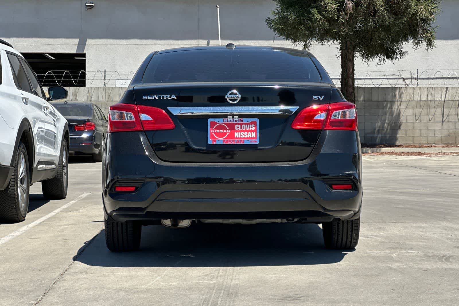 Used 2019 Nissan Sentra SV FWD image 8