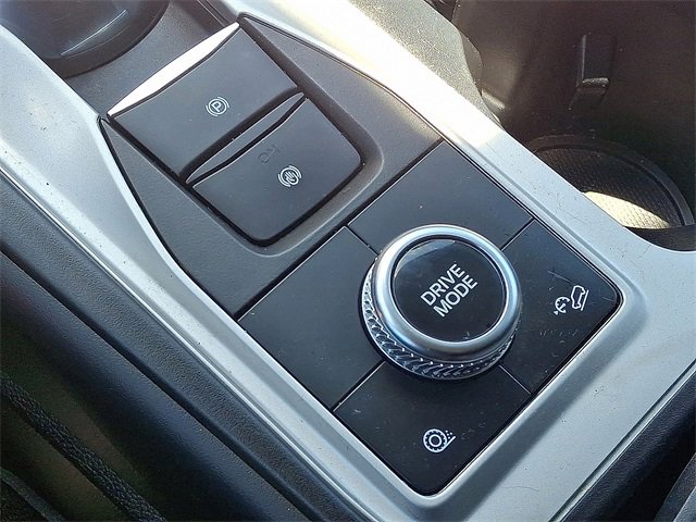 Used 2022 Ford Explorer XLT image 24