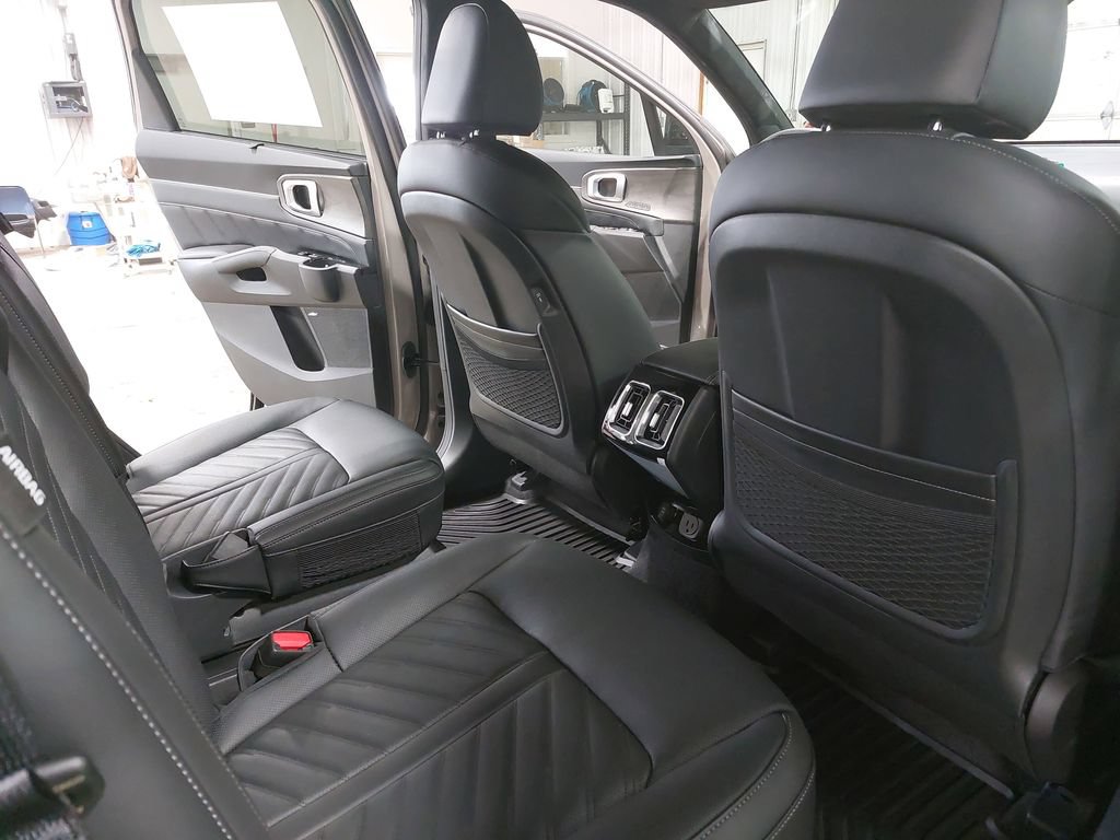 New 2026 Kia Sorento SX Prestige AWD/4WD image 11