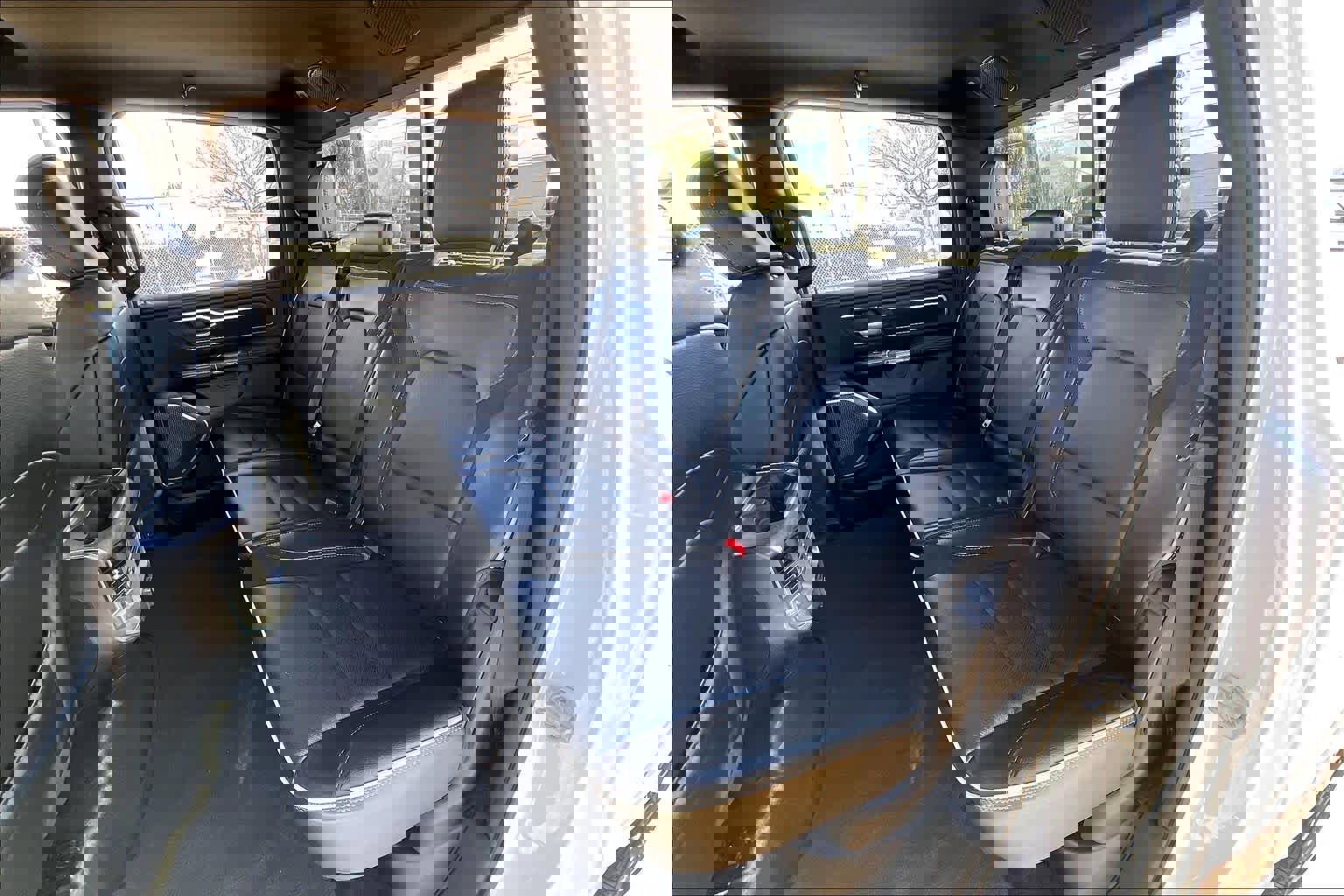 Used 2025 RAM 1500 Laramie image 20