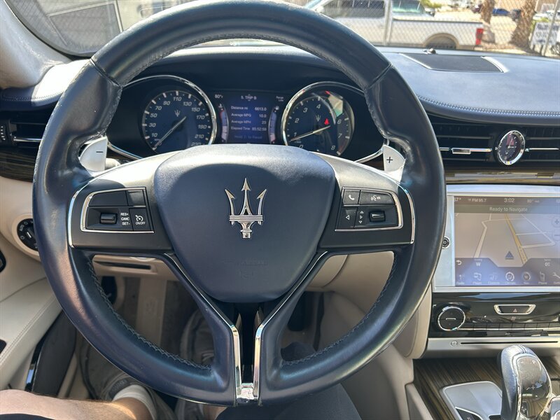 Used 2014 Maserati Quattroporte GTS RWD image 16