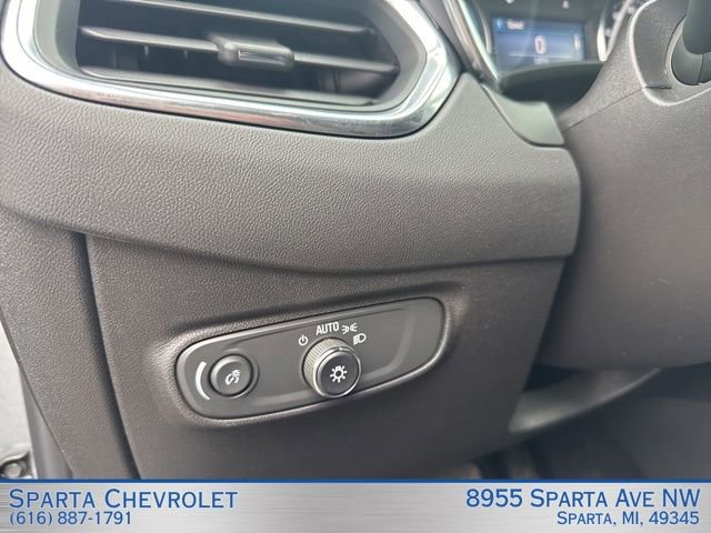 Used 2024 Chevrolet Equinox LT AWD/4WD image 13