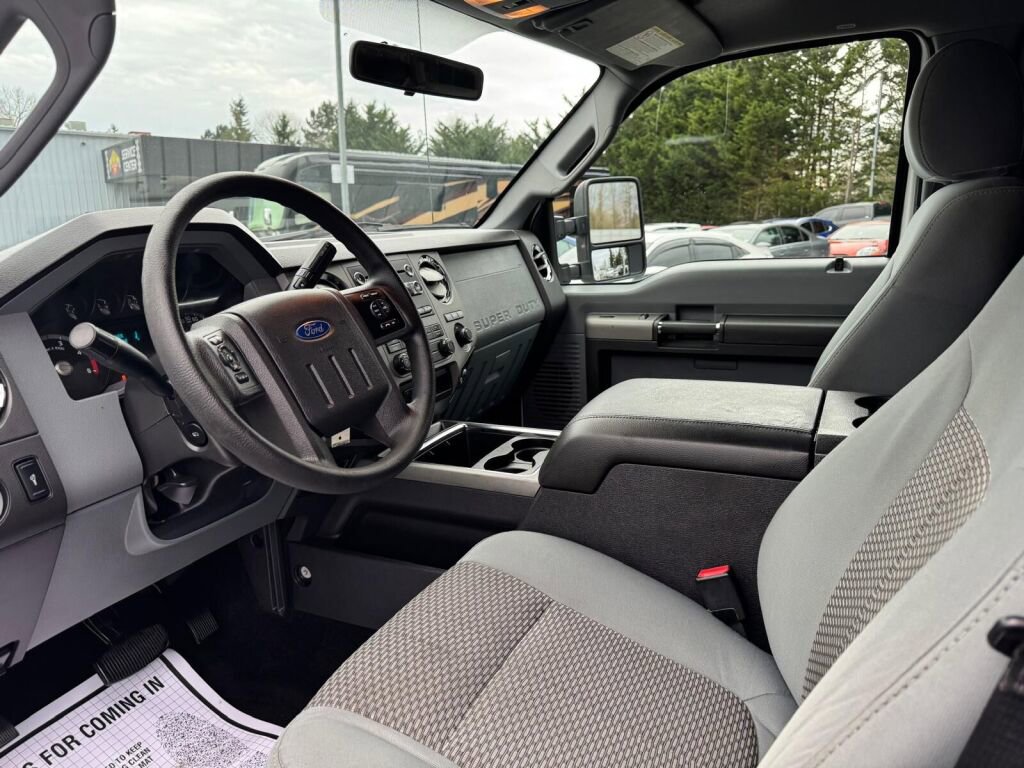 Used 2012 Ford F250 XLT w/ XLT Interior Pkg image 13