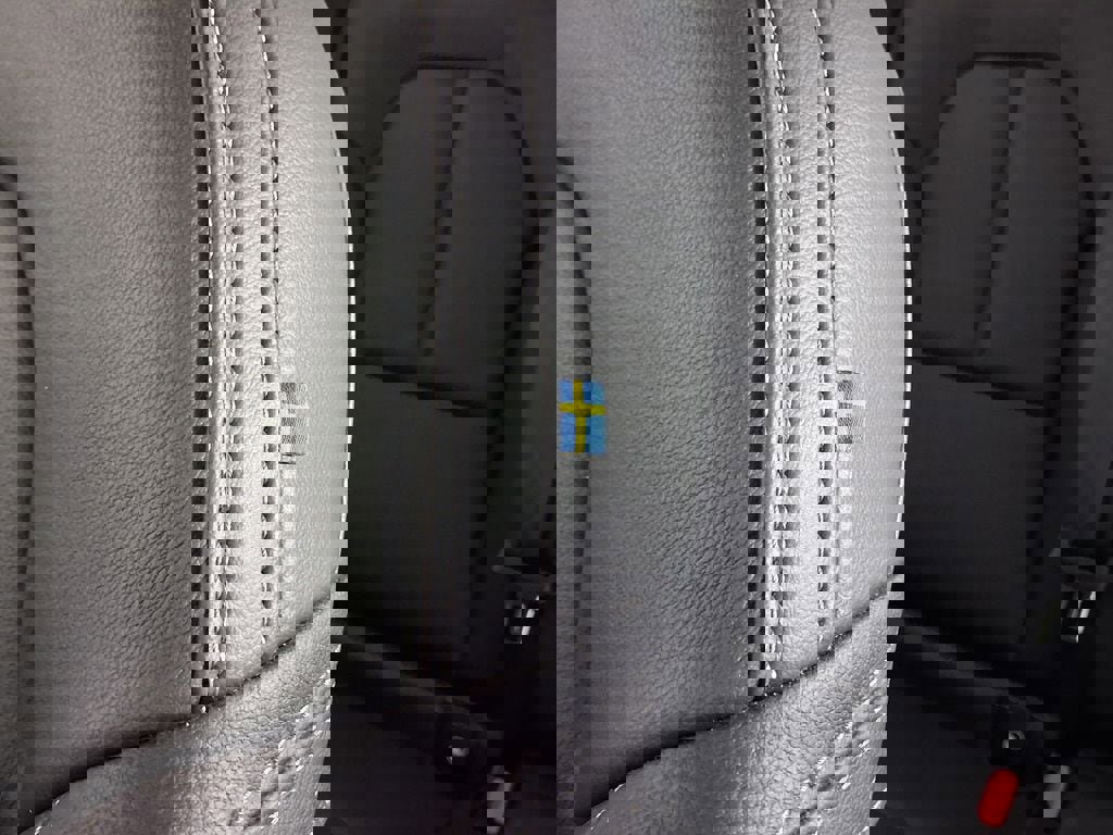 Used 2025 Volvo XC40 B5 Core AWD/4WD image 32