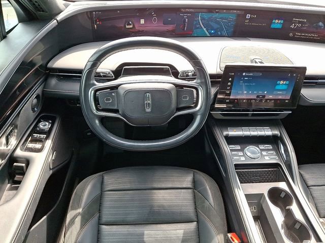 Used 2024 Lincoln Nautilus Reserve w/ Equipment Group 202A AWD/4WD image 11