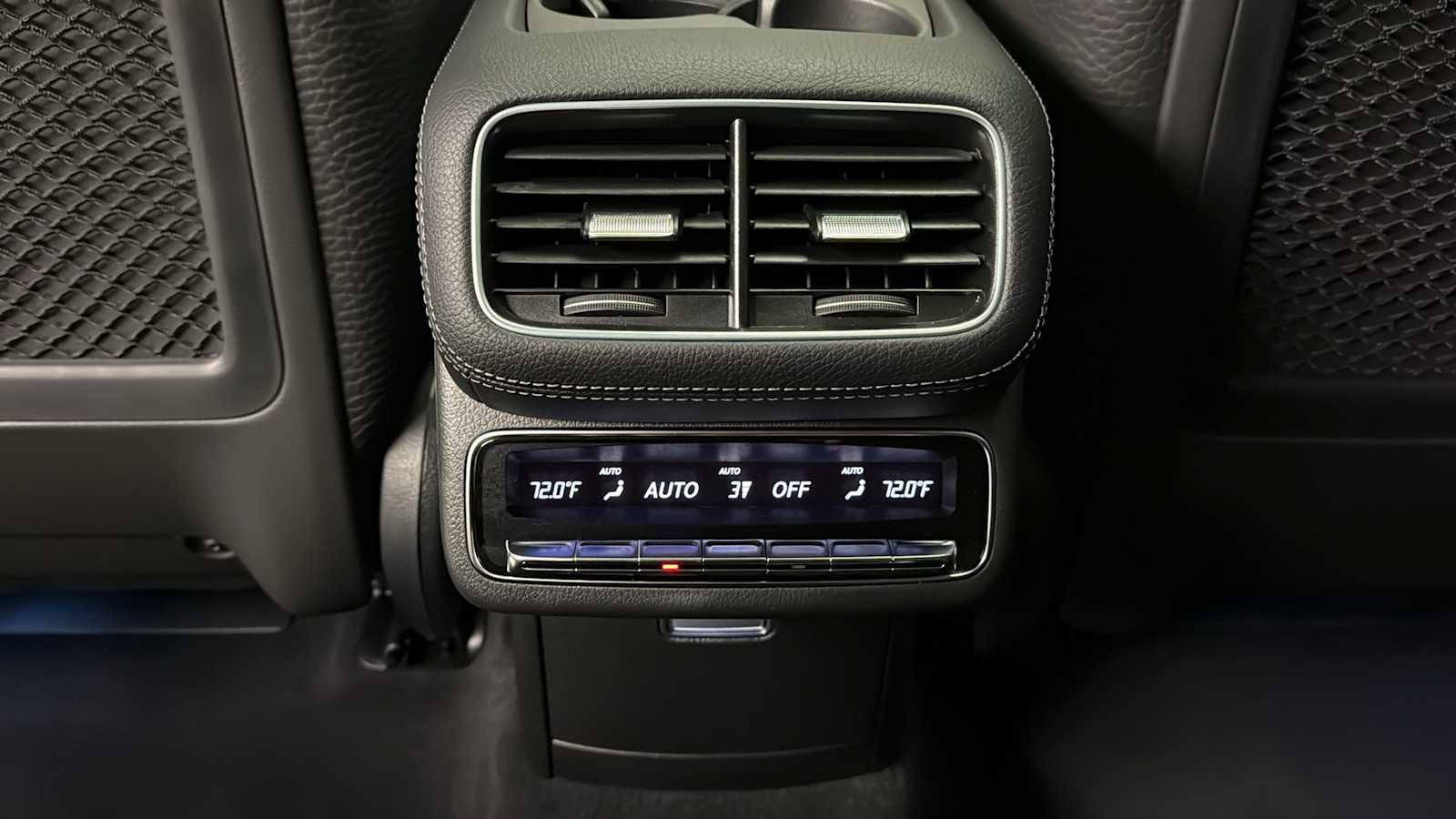 New 2026 Mercedes-Benz GLS 450 4MATIC image 31