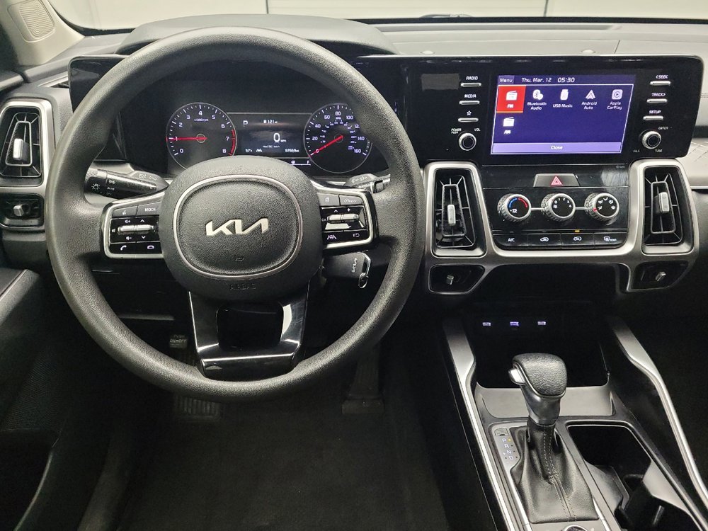 Used 2022 Kia Sorento LX image 22