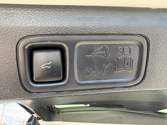 Used 2022 Lincoln Navigator Reserve image 23