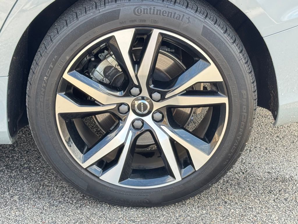 Used 2024 Volvo S60 B5 Core image 8
