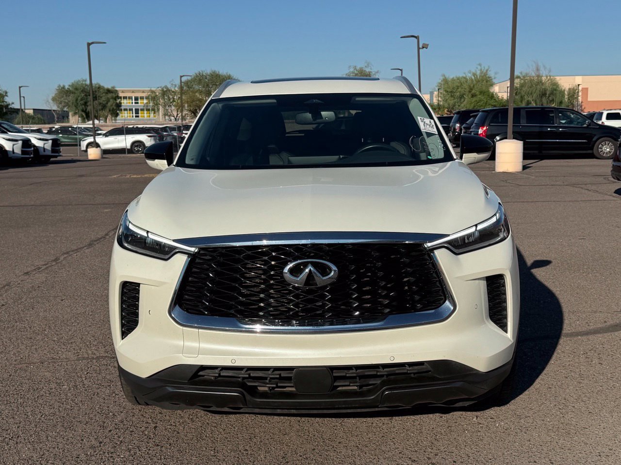 Used 2022 INFINITI QX60 Luxe w/ Cargo Package FWD image 2