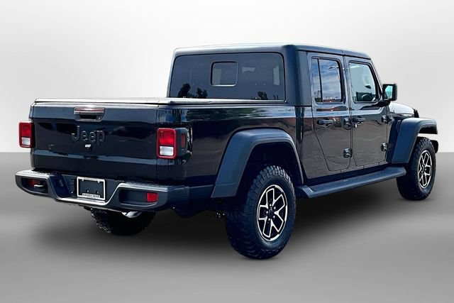 Used 2023 Jeep Gladiator Sport AWD/4WD image 13