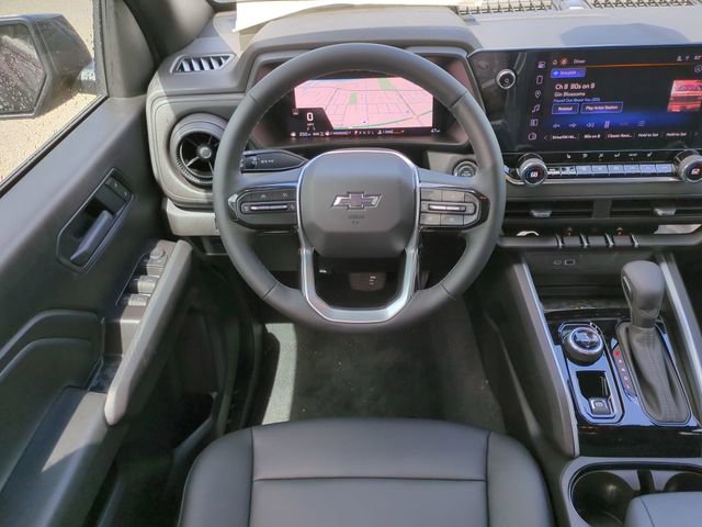 Used 2025 Chevrolet Colorado Trail Boss AWD/4WD image 17
