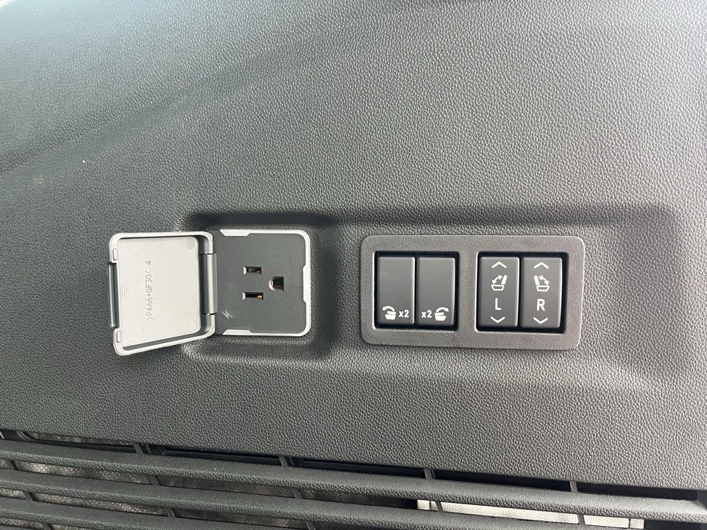 New 2026 Chevrolet Suburban Premier w/ Sun And Tow Package image 9