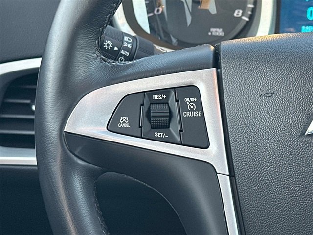 Used 2017 Chevrolet Equinox Premier w/ Enhanced Convenience Package image 8