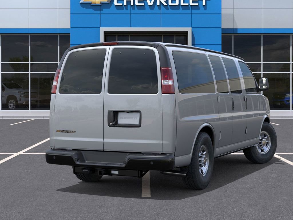 New 2026 Chevrolet Express 2500 image 4