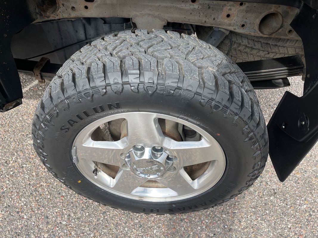 Used 2014 GMC Sierra 2500 Denali w/ Suspension Package, Off-Road image 23