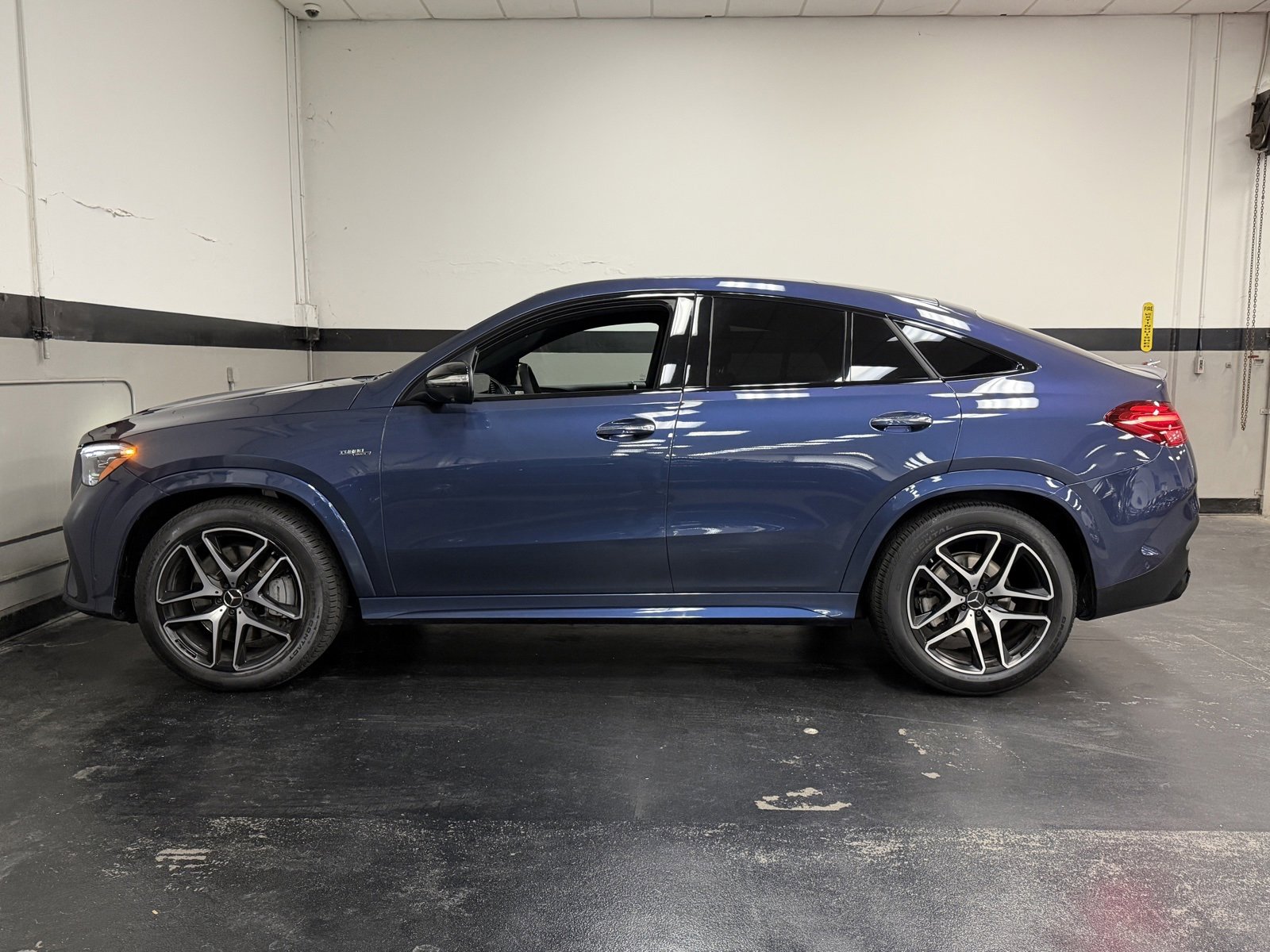Used 2024 Mercedes-Benz GLE 53 AMG 4MATIC Coupe image 9