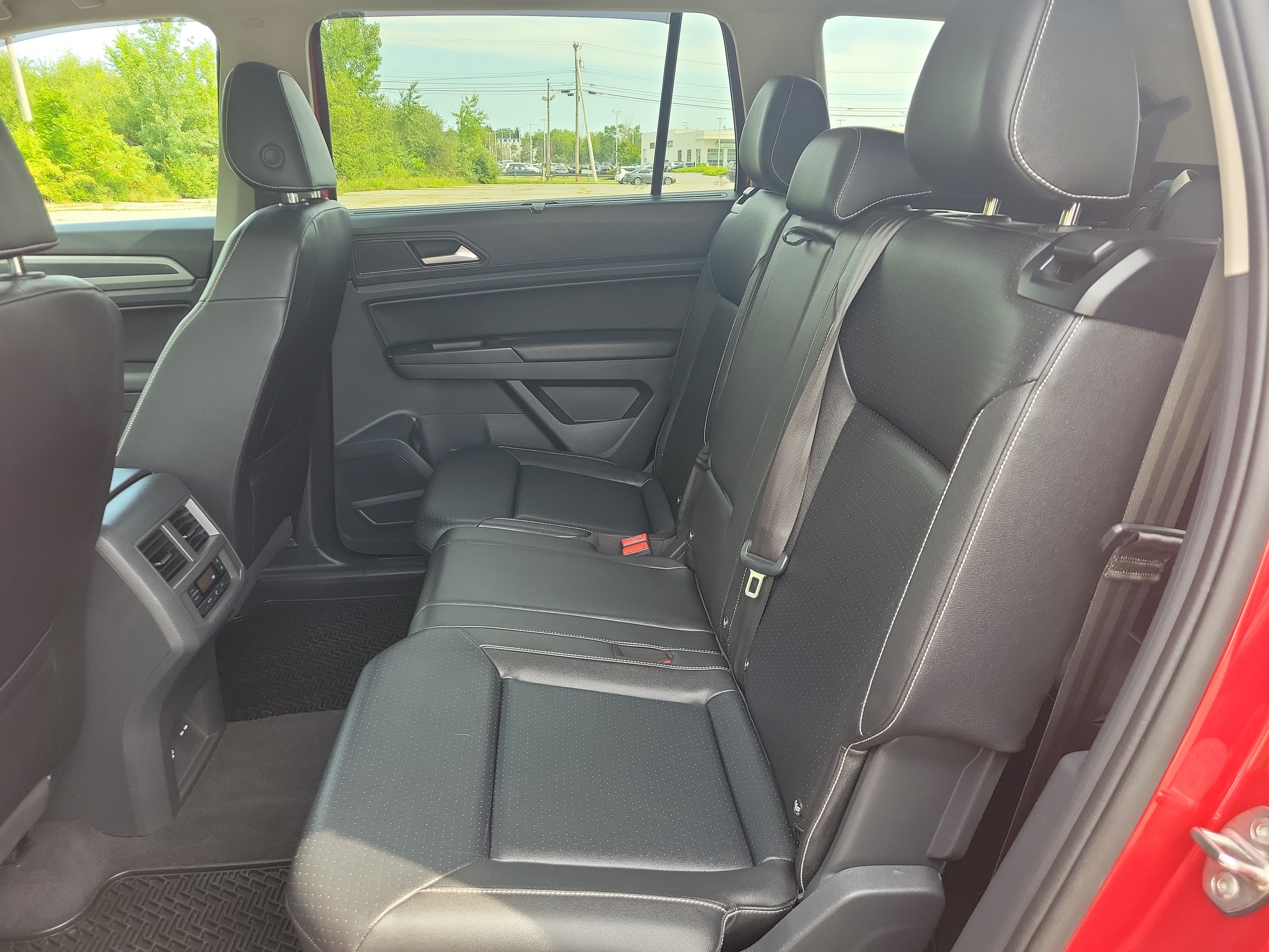 Used 2021 Volkswagen Atlas SE AWD/4WD image 16