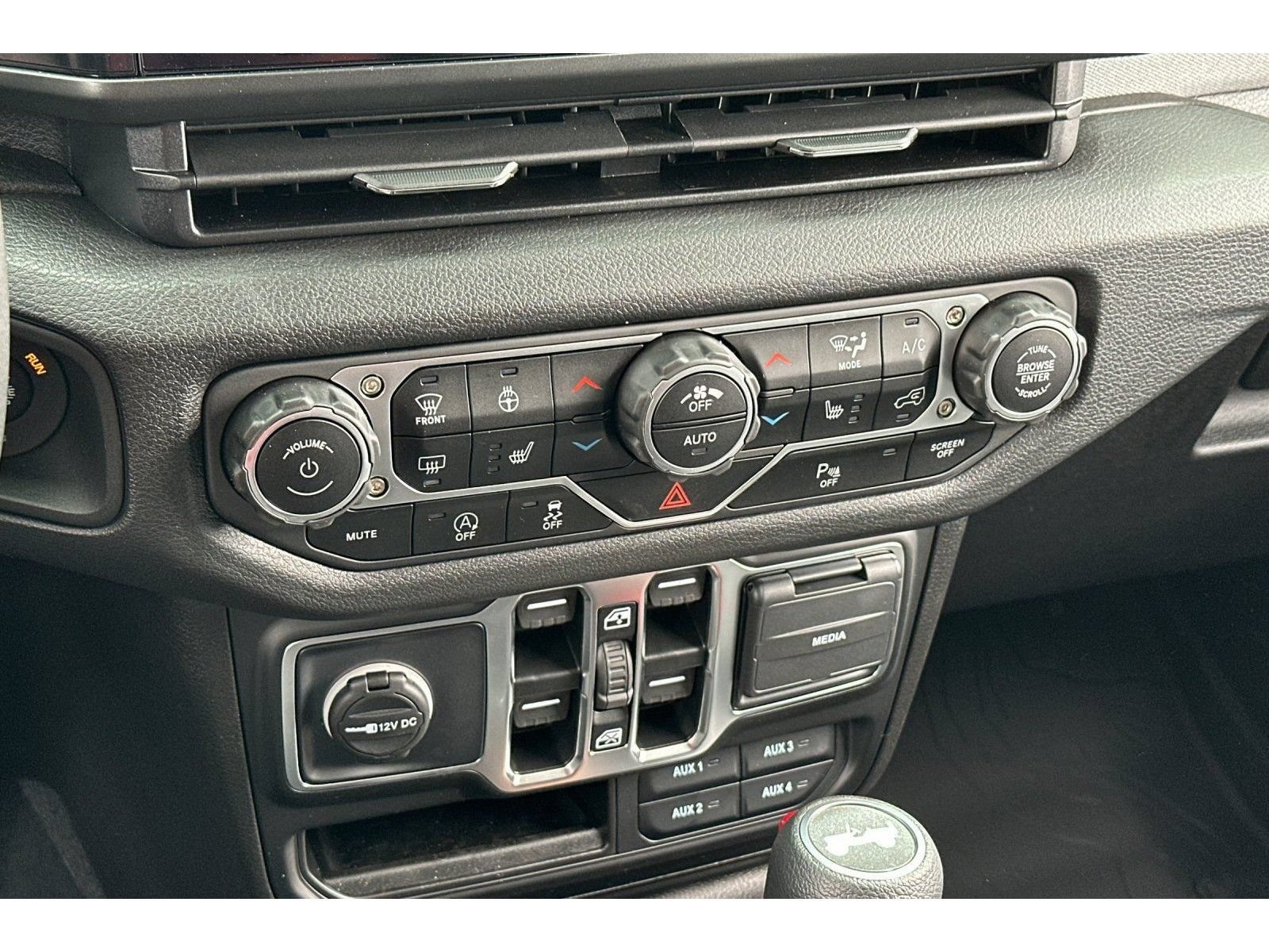 New 2025 Jeep Wrangler Unlimited Sport AWD/4WD image 21
