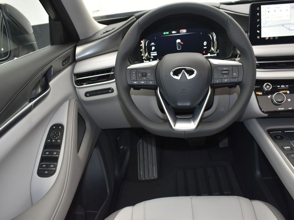 Used 2026 INFINITI QX60 Pure w/ Cargo Package FWD image 30