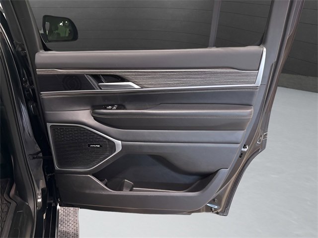 Used 2024 Jeep Wagoneer Series III image 34