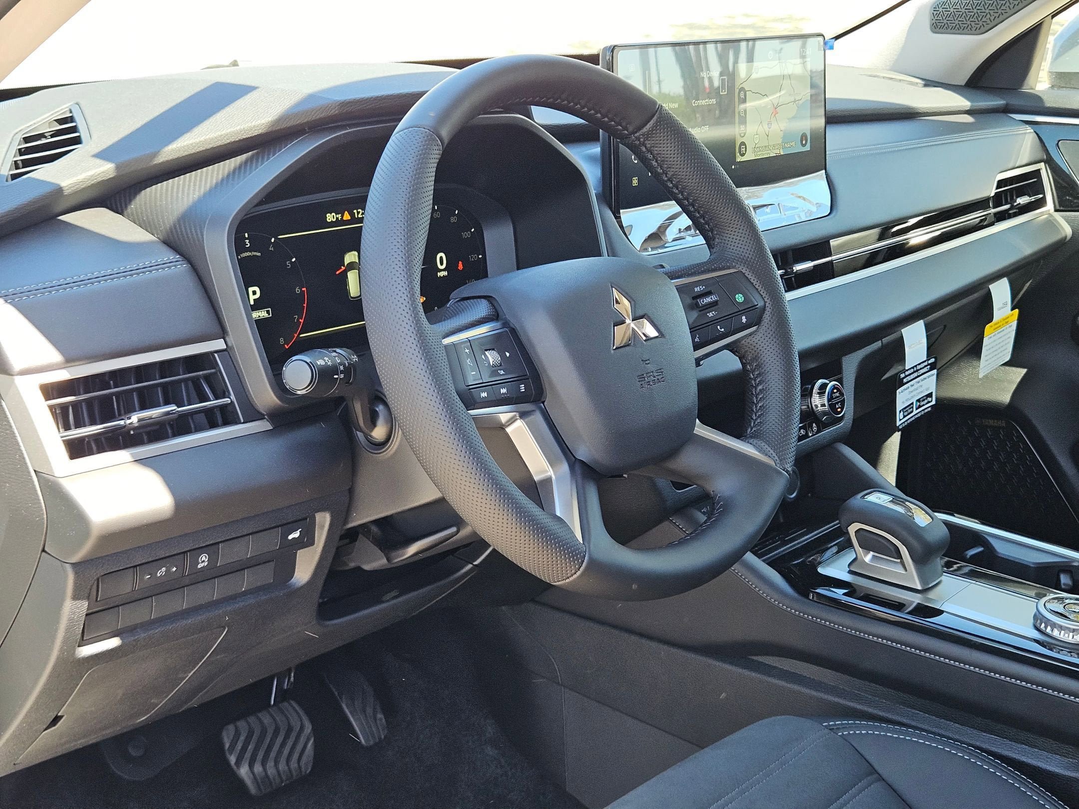 New 2026 Mitsubishi Outlander FWD image 10