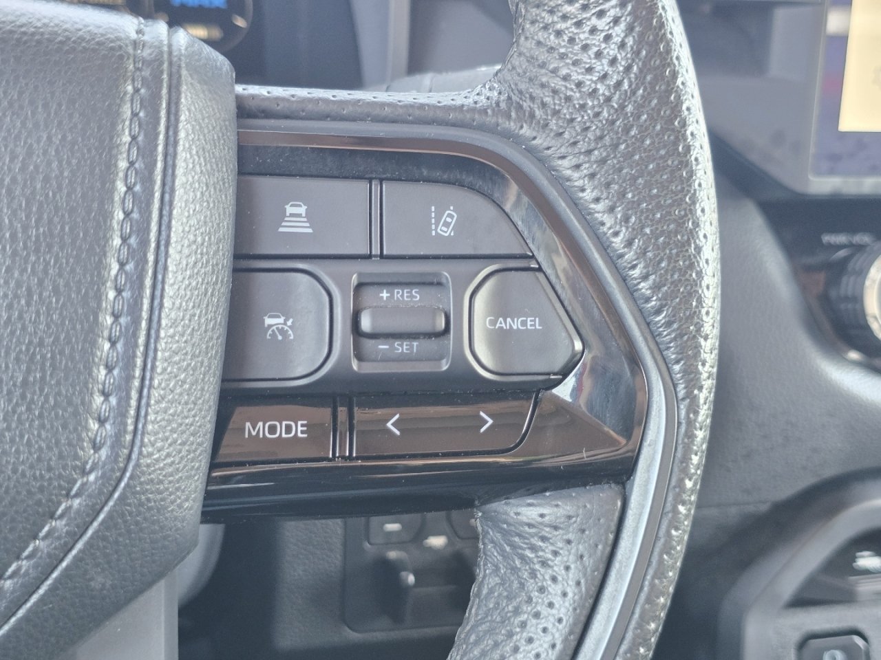Certified 2022 Toyota Tundra TRD Pro AWD/4WD image 33