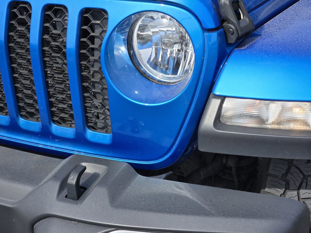 Used 2021 Jeep Gladiator Sport image 6