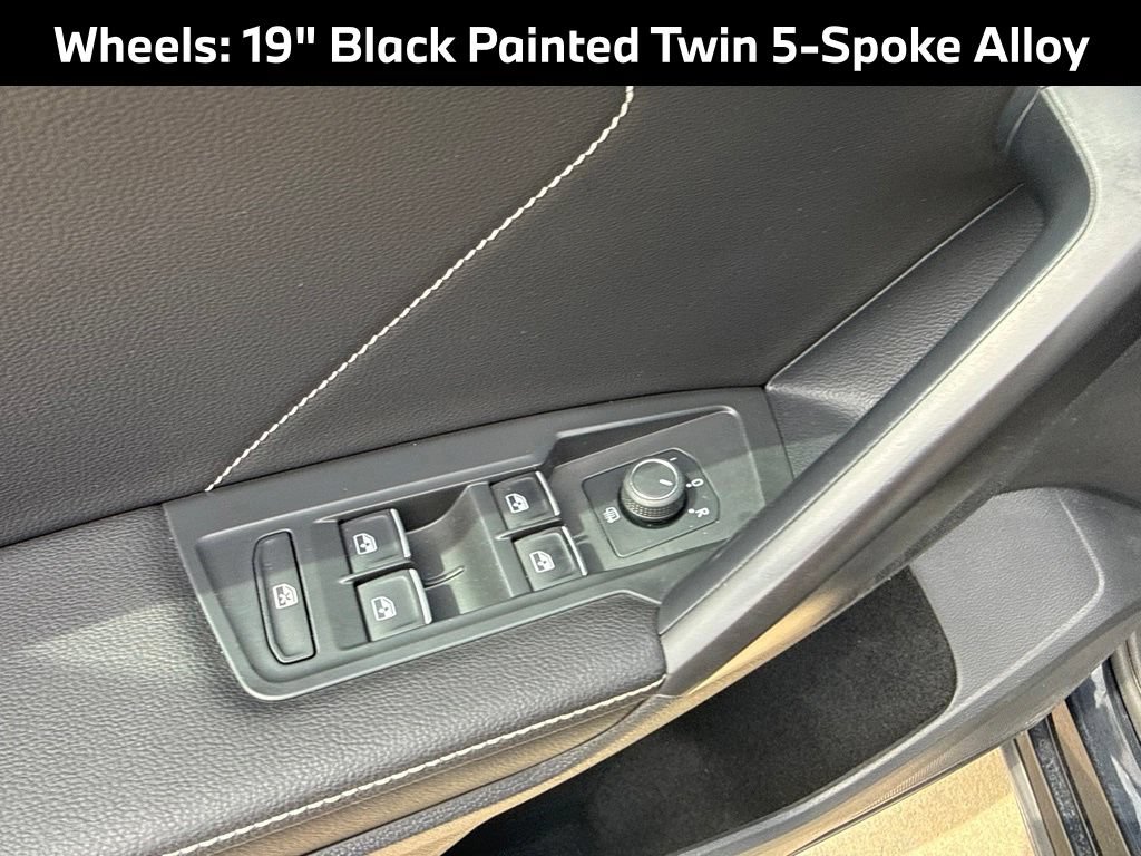 Used 2023 Volkswagen Tiguan SE R-Line AWD/4WD image 12