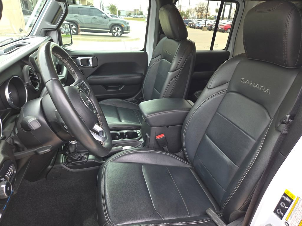 Used 2022 Jeep Wrangler Unlimited Sahara w/ Cold Weather Group image 24