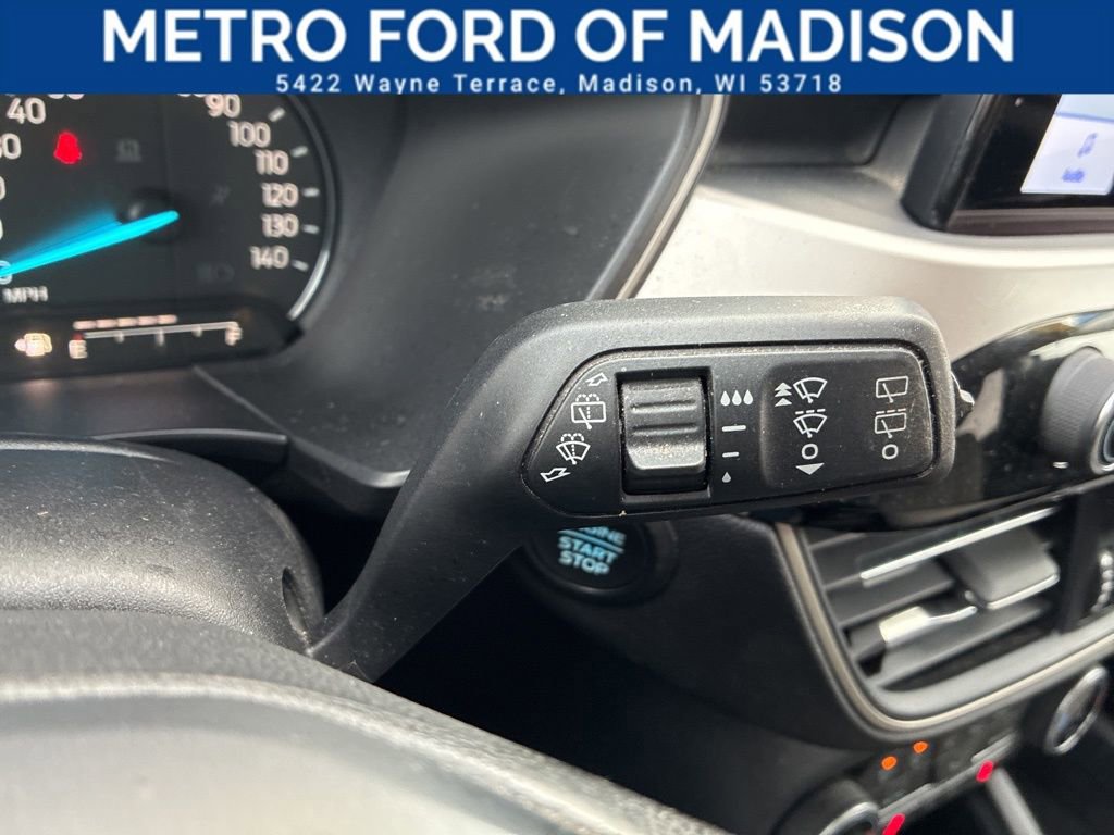 Used 2022 Ford Escape SE image 27