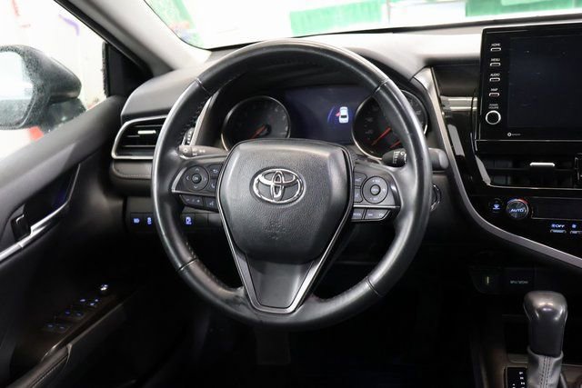 Used 2024 Toyota Camry XSE image 15