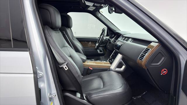 Used 2019 Land Rover Range Rover Supercharged AWD/4WD image 22