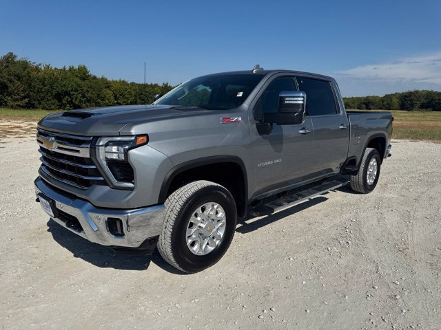 Used 2025 Chevrolet Silverado 2500 LTZ w/ LTZ Convenience Package AWD/4WD image 1