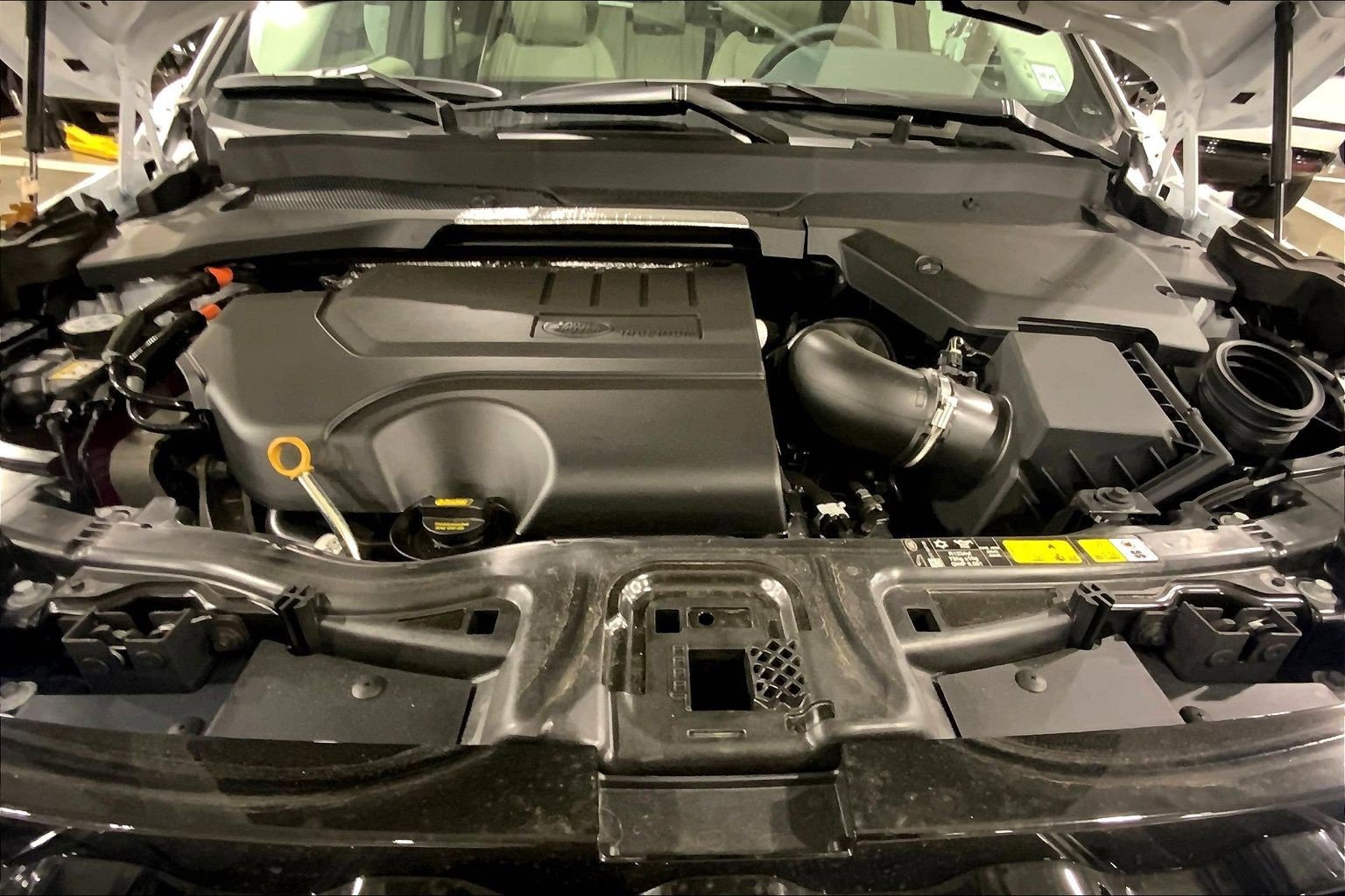 New 2025 Land Rover Discovery Sport S image 16