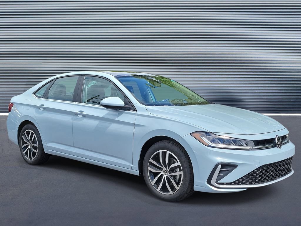 New 2026 Volkswagen Jetta SE image 2